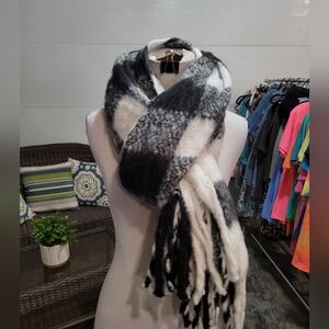 Heavy winter scarf